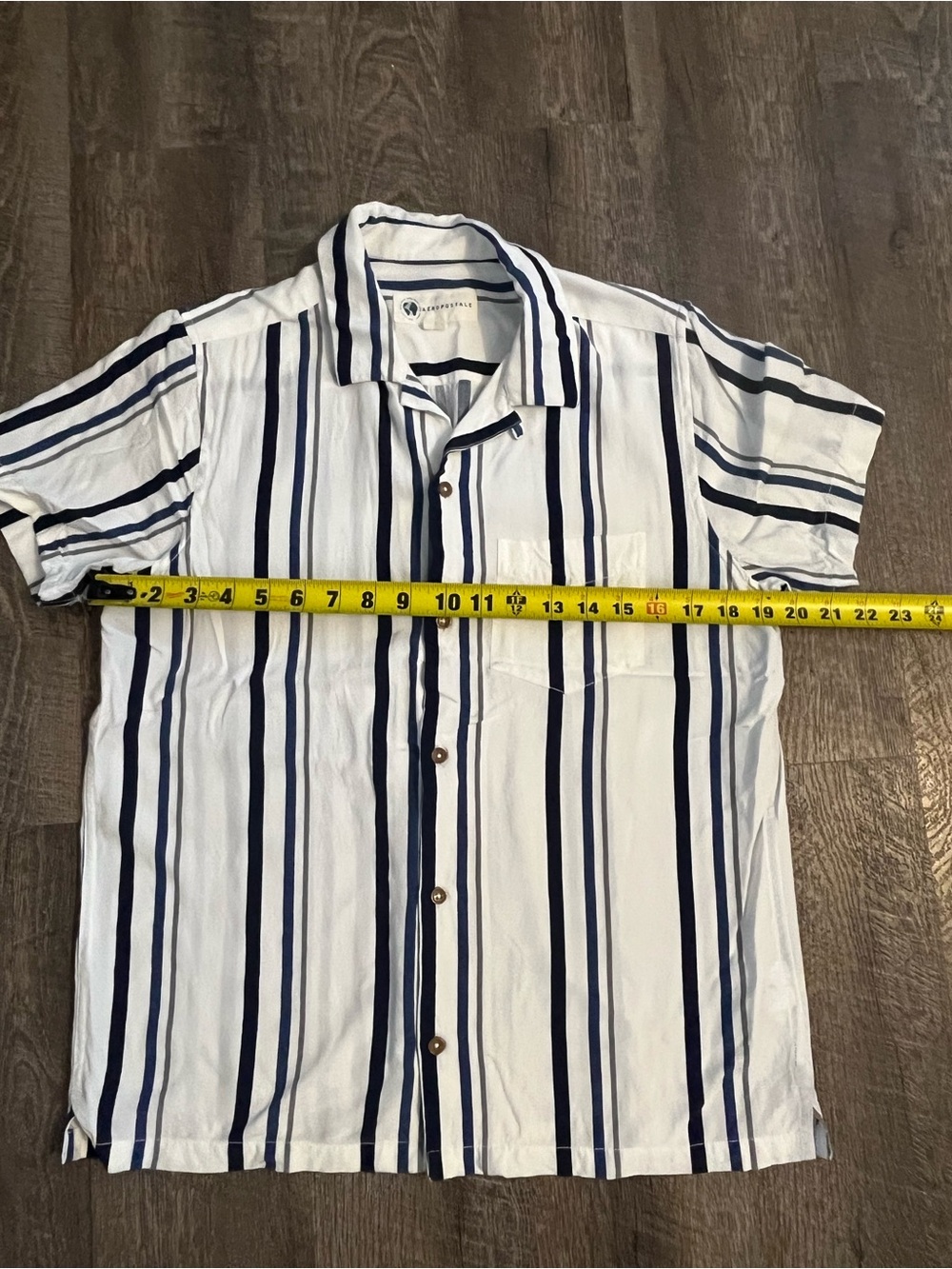 Aeropostal Small Men's White Short-Sleeve Button-Up Shirt with Navy Stripe